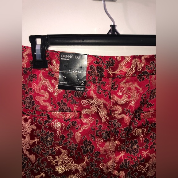 NWT Jacquard Skinny Cropped Pants in Red - Picture 5 of 7